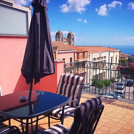 Zafferana Apartment *